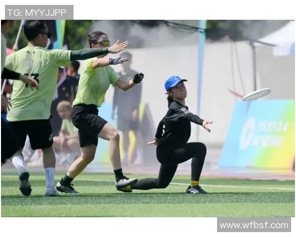 西安飞盘队快攻战术解析与实战应用探讨 西安飞盘队快攻战术解析与实战应用探讨