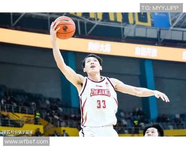 吴前：从篮球场上的传奇到年轻球员的榜样之路